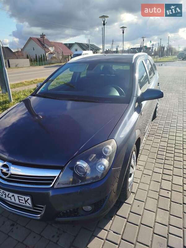 Універсал Opel Astra 2008 в Ковелі