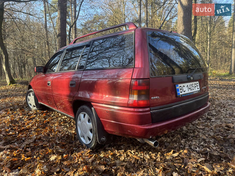 Універсал Opel Astra 1992 в Ходореві фото 9 Універсал Opel Astra 1992 в Ходореві