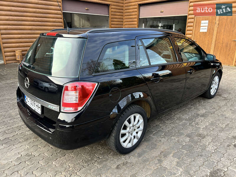 Універсал Opel Astra 2009 в Кривому Розі