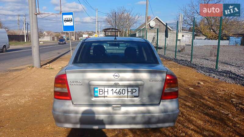 Седан Opel Astra 2006 в Одессе