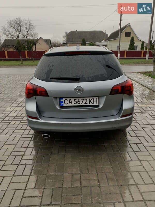 Універсал Opel Astra 2011 в Звенигородці фото 6 Універсал Opel Astra 2011 в Звенигородці
