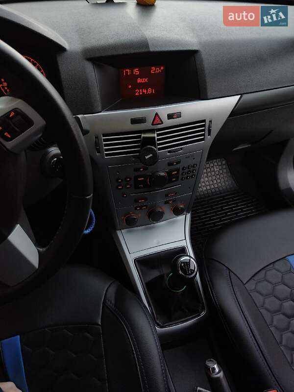 Хэтчбек Opel Astra 2013 в Тернополе фото 13 Хэтчбек Opel Astra 2013 в Тернополе