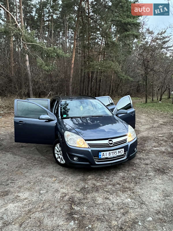 Opel Astra 2009