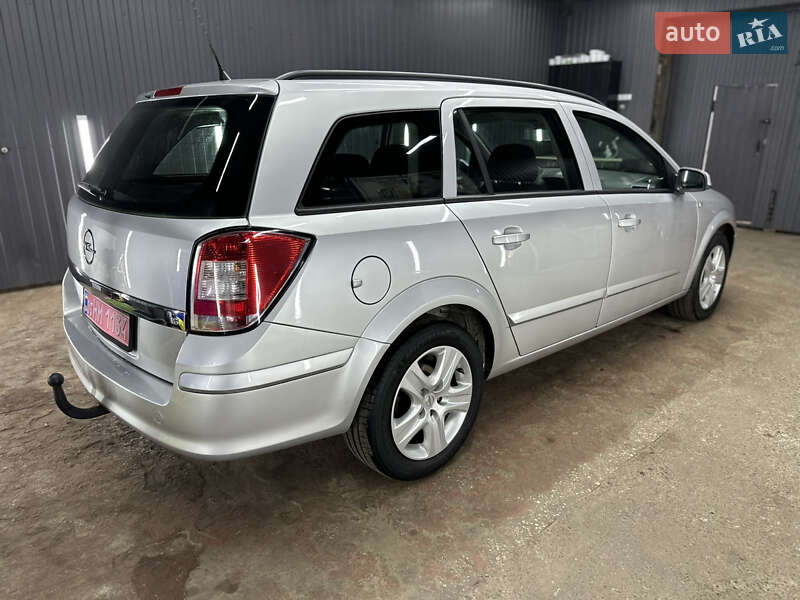 Універсал Opel Astra 2008 в Києві