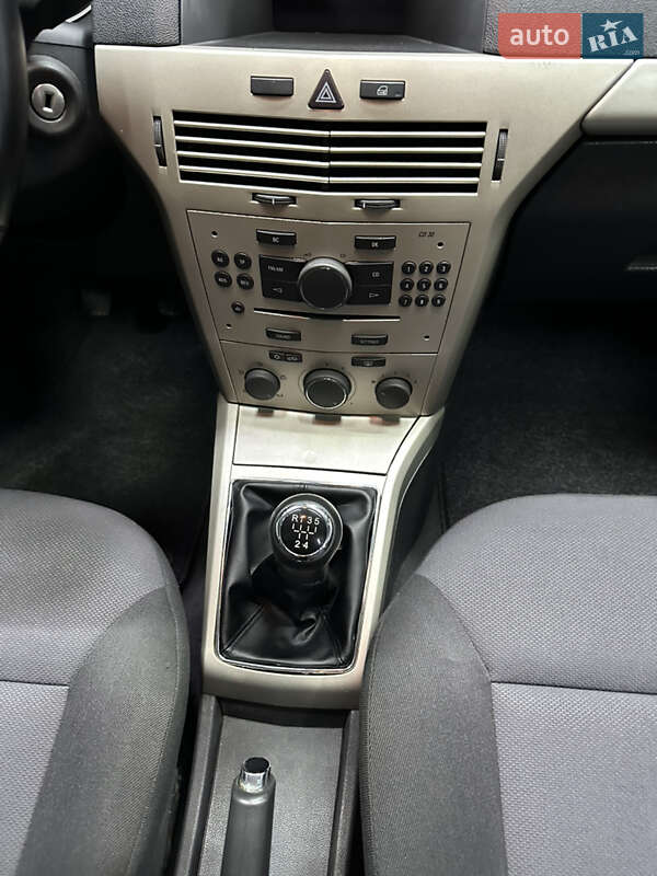 Універсал Opel Astra 2008 в Києві