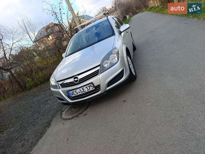Універсал Opel Astra 2009 в Луцьку фото 69 Універсал Opel Astra 2009 в Луцьку