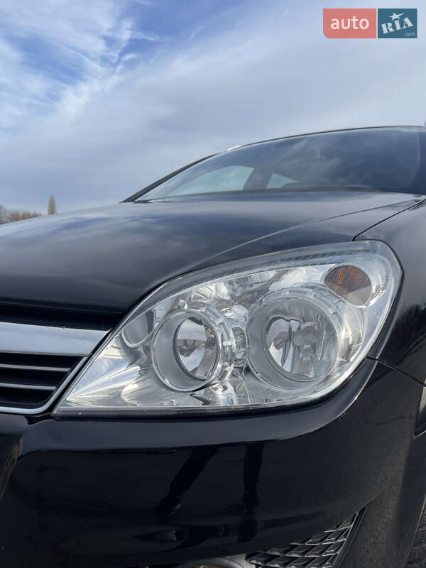 Универсал Opel Astra 2007 в Прилуках