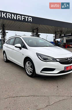 opel astra 2019 в Ровно от профессионального продавца Влад
