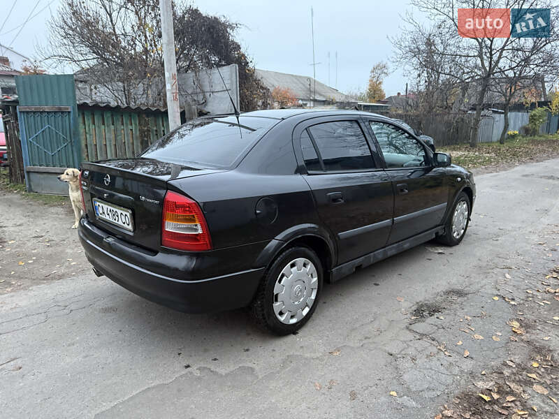Седан Opel Astra 2008 в Кременчуці фото 11 Седан Opel Astra 2008 в Кременчуці