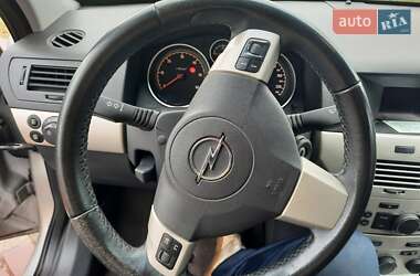 Универсал Opel Astra 2008 в Тысменице фото 25 Универсал Opel Astra 2008 в Тысменице