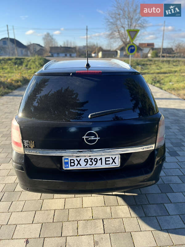 Універсал Opel Astra 2007 в Старокостянтинові