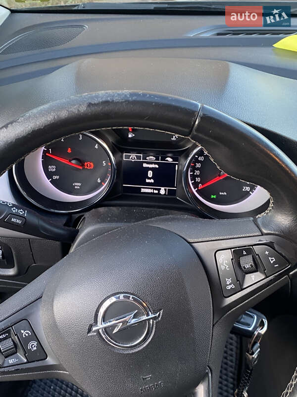 Универсал Opel Astra 2018 в Калуше