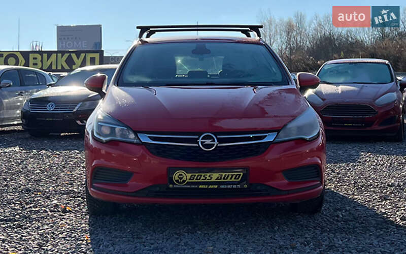 Хэтчбек Opel Astra 2016 в Львове