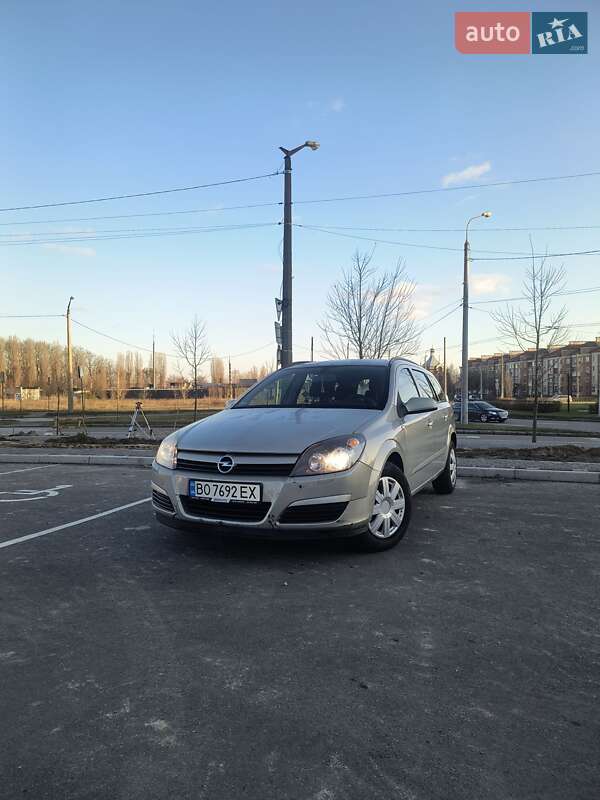 Универсал Opel Astra 2005 в Чернигове