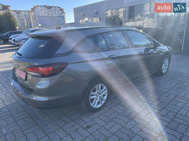 Универсал Opel Astra 2019 в Луцке