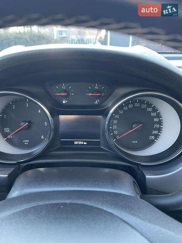 Универсал Opel Astra 2019 в Луцке