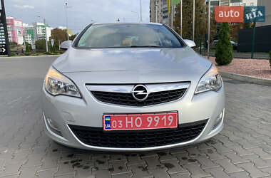 Хэтчбек Opel Astra 2011 в Луцке