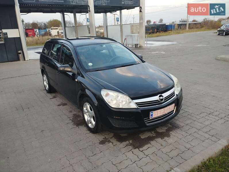 Универсал Opel Astra 2007 в Радехове