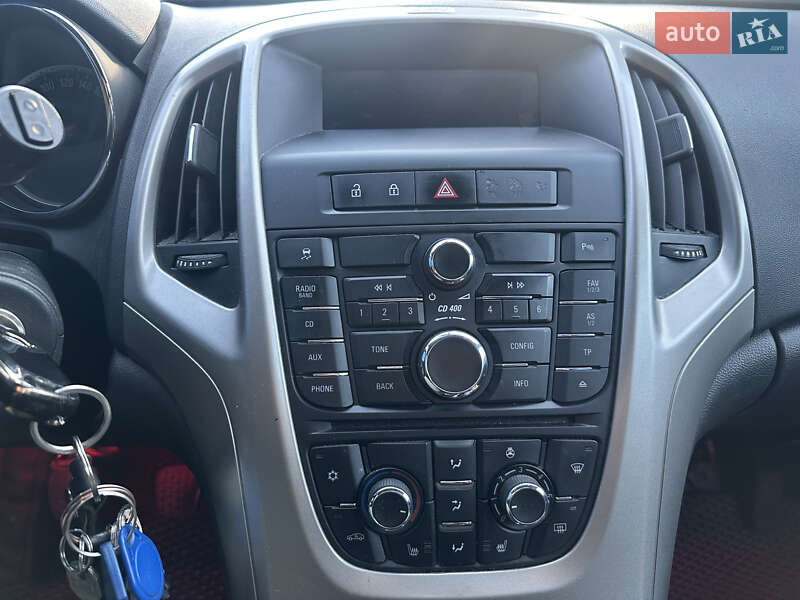 Универсал Opel Astra 2011 в Киеве фото 9 Универсал Opel Astra 2011 в Киеве