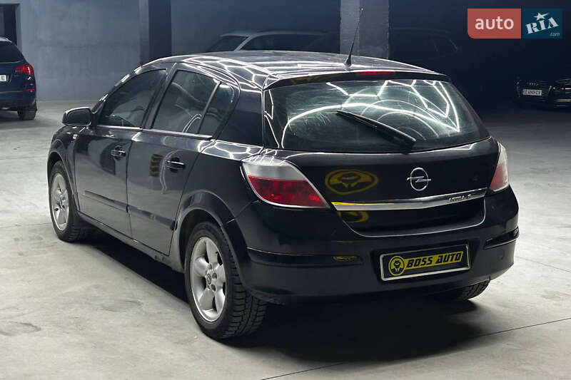 Хетчбек Opel Astra 2006 в Чернівцях фото 4 Хетчбек Opel Astra 2006 в Чернівцях