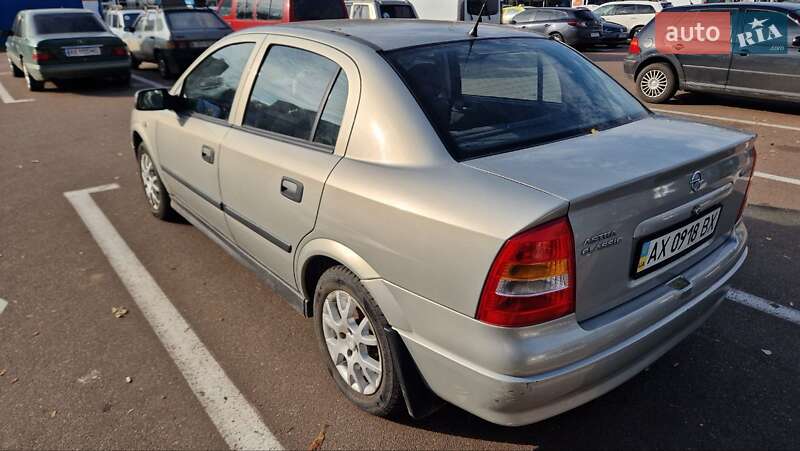 Седан Opel Astra 2008 в Харькове