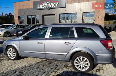 Универсал Opel Astra 2009 в Гайвороне