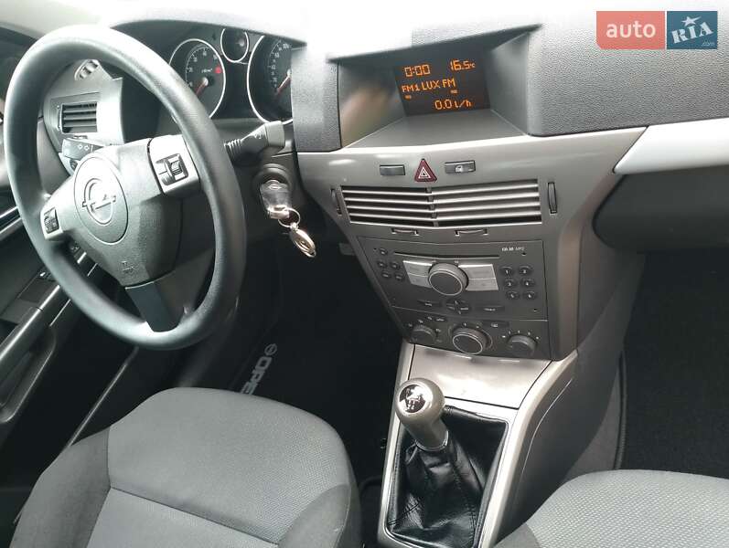 Универсал Opel Astra 2006 в Тернополе фото 13 Универсал Opel Astra 2006 в Тернополе