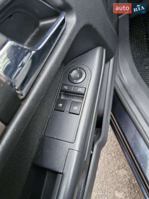 Универсал Opel Astra 2008 в Полтаве