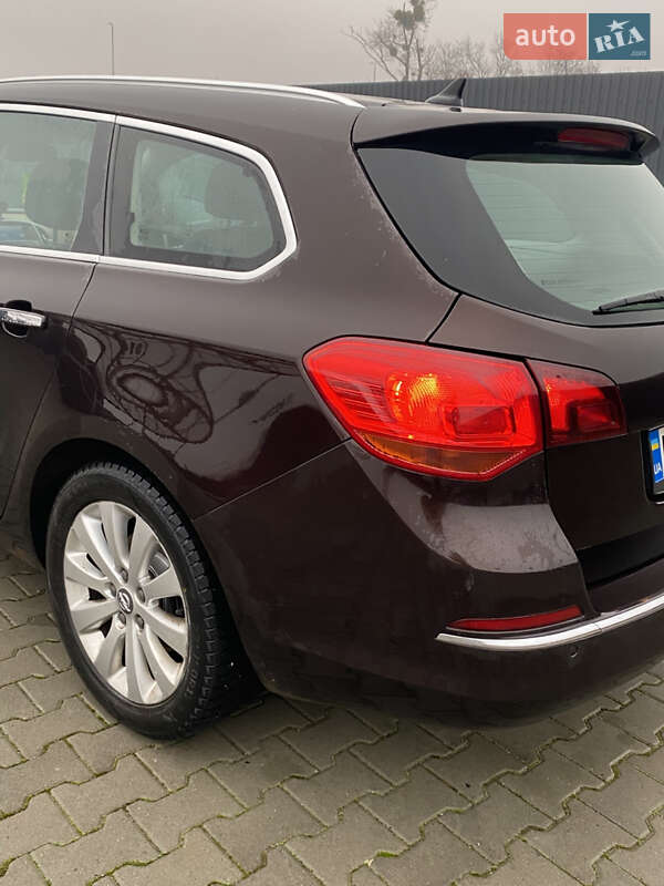 Универсал Opel Astra 2012 в Летичеве