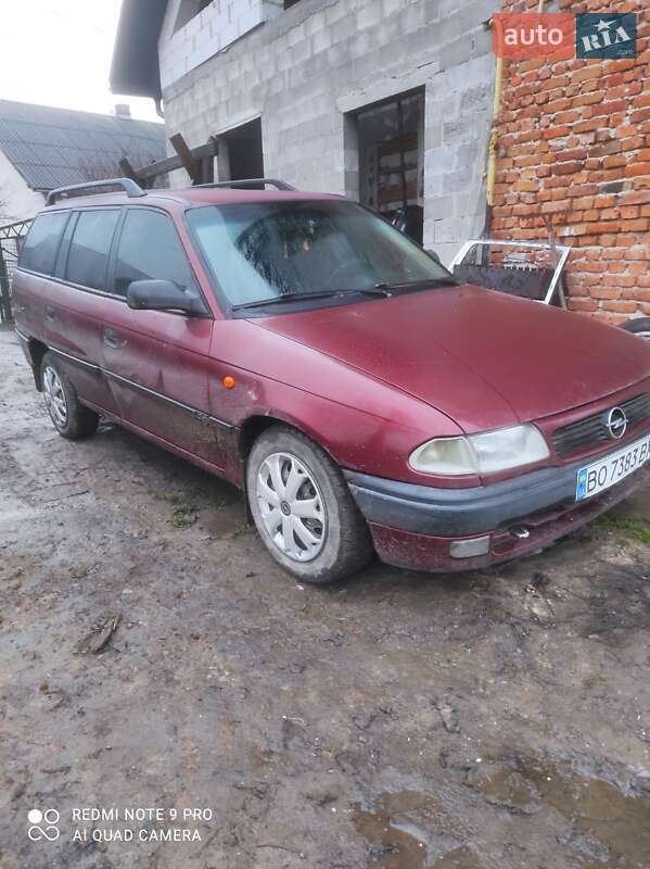 Универсал Opel Astra 1996 в Теребовле