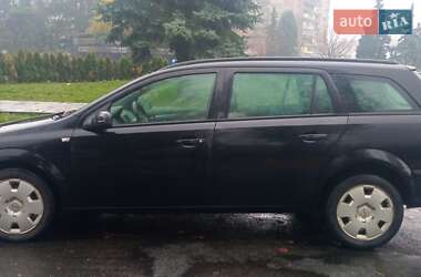 Універсал Opel Astra 2005 в Ужгороді