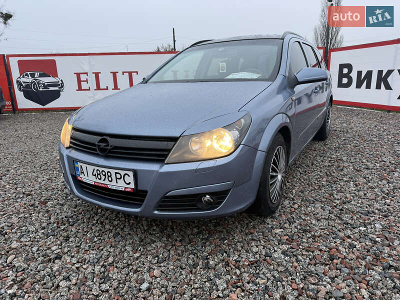 Универсал Opel Astra 2006 в Переяславе