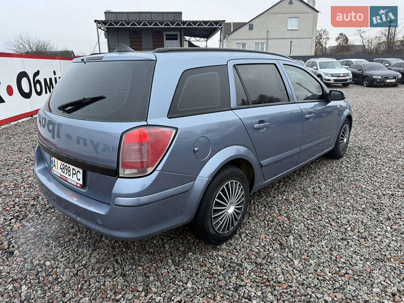 Универсал Opel Astra 2006 в Переяславе