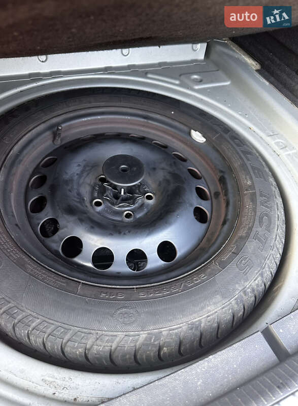 Універсал Opel Astra 2010 в Харкові