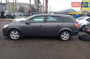 Універсал Opel Astra 2009 в Черкасах