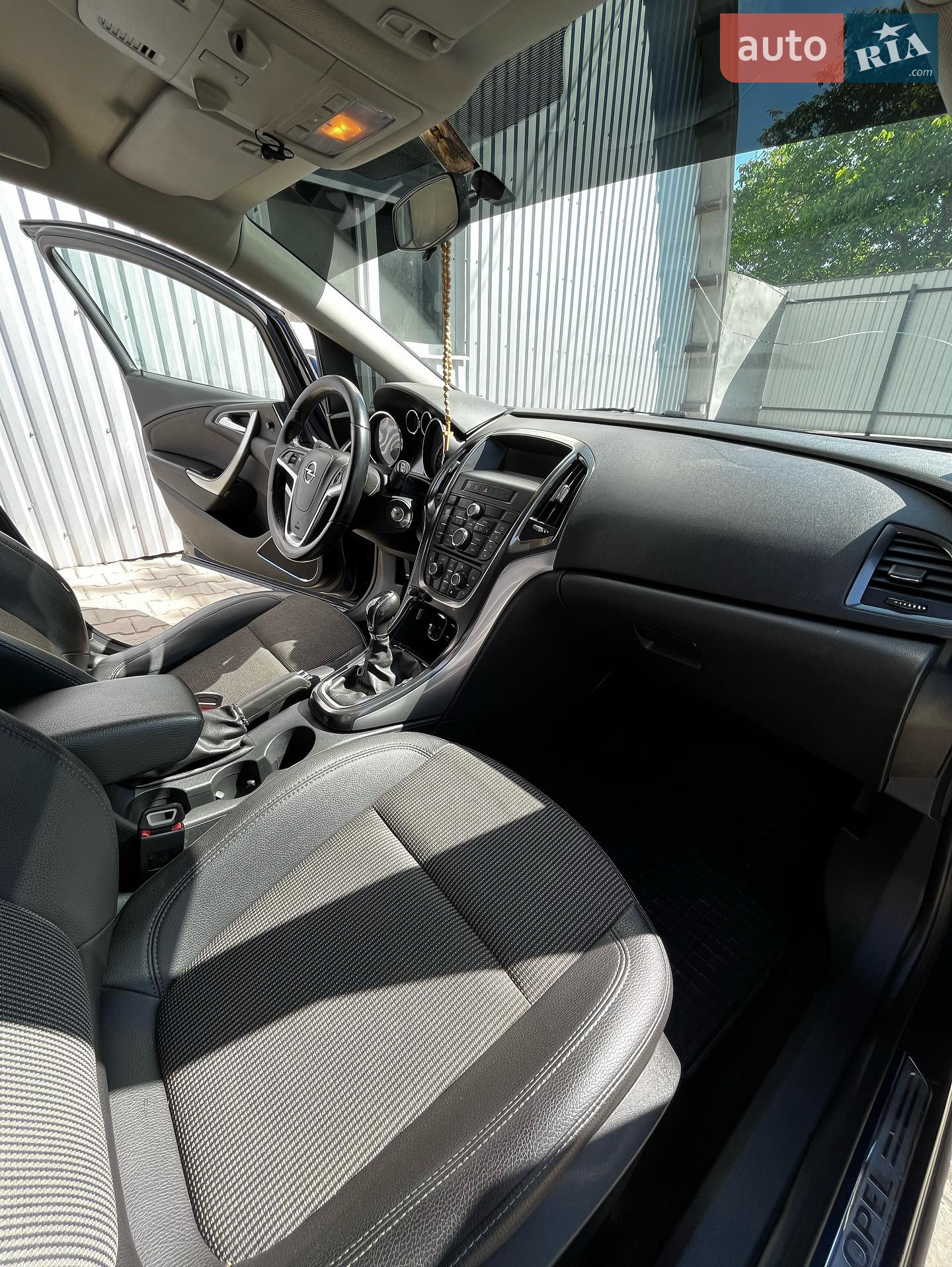 2012 Opel Astra - мініатюра 21