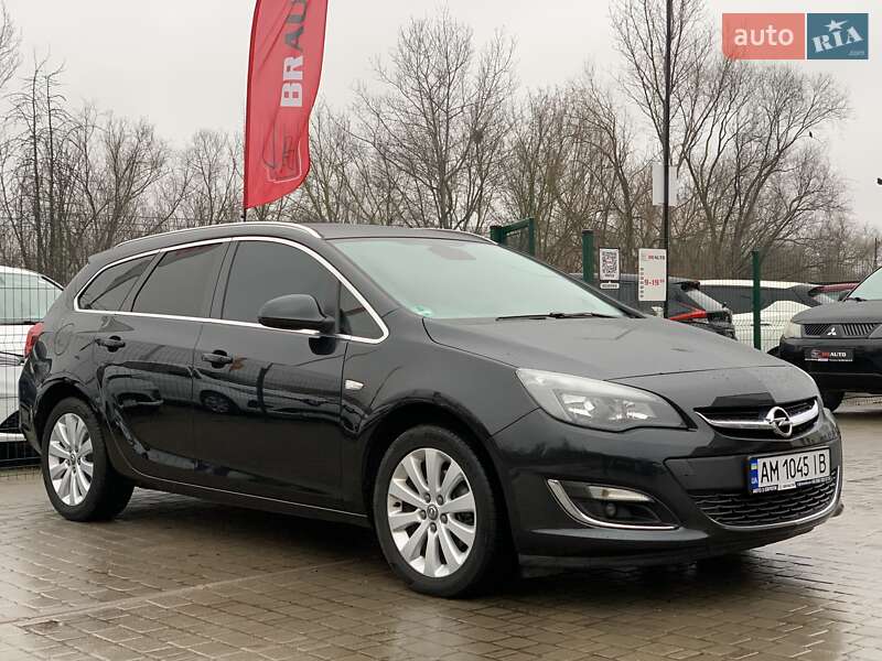 Универсал Opel Astra 2014 в Бердичеве