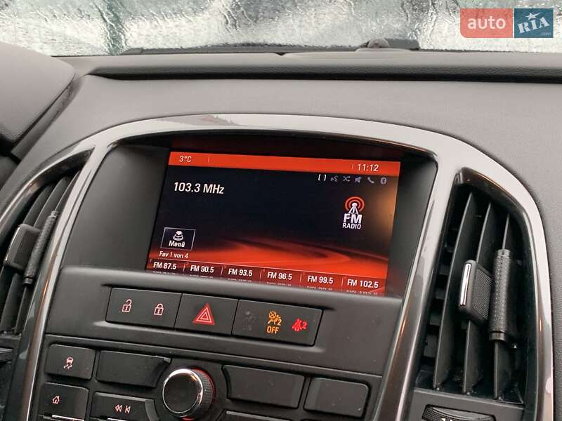 Универсал Opel Astra 2014 в Бердичеве