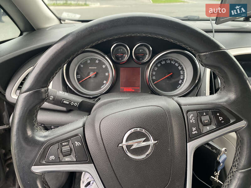 Хетчбек Opel Astra 2011 в Рівному