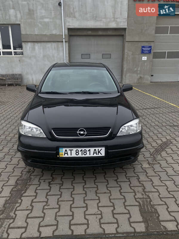 Седан Opel Astra 2007 в Коломые