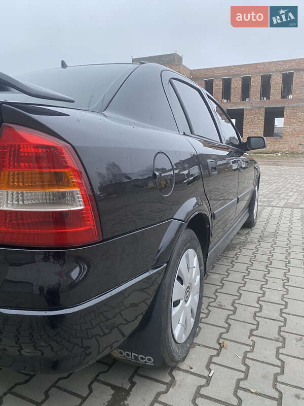 Седан Opel Astra 2007 в Коломые