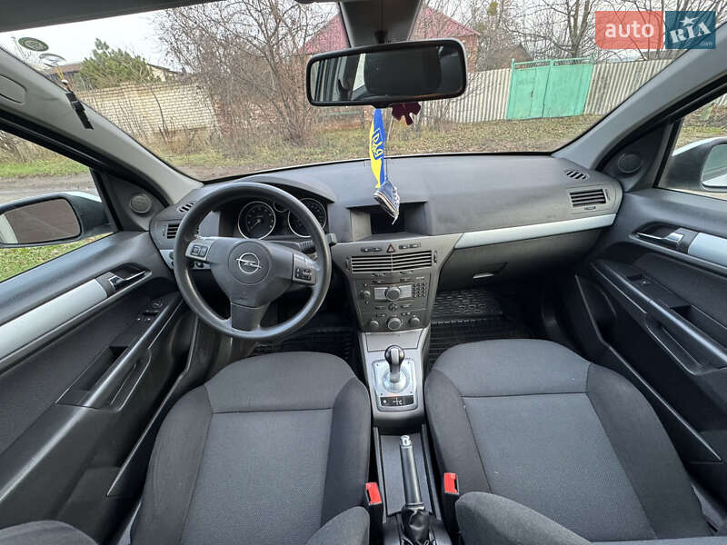 Хэтчбек Opel Astra 2006 в Харькове фото 5 Хэтчбек Opel Astra 2006 в Харькове