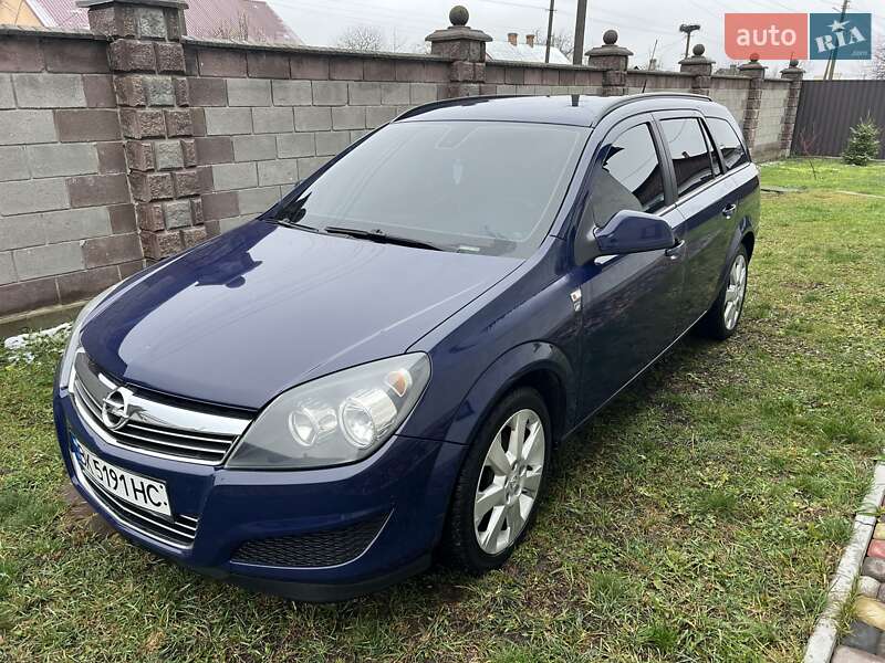 Opel Astra 2010