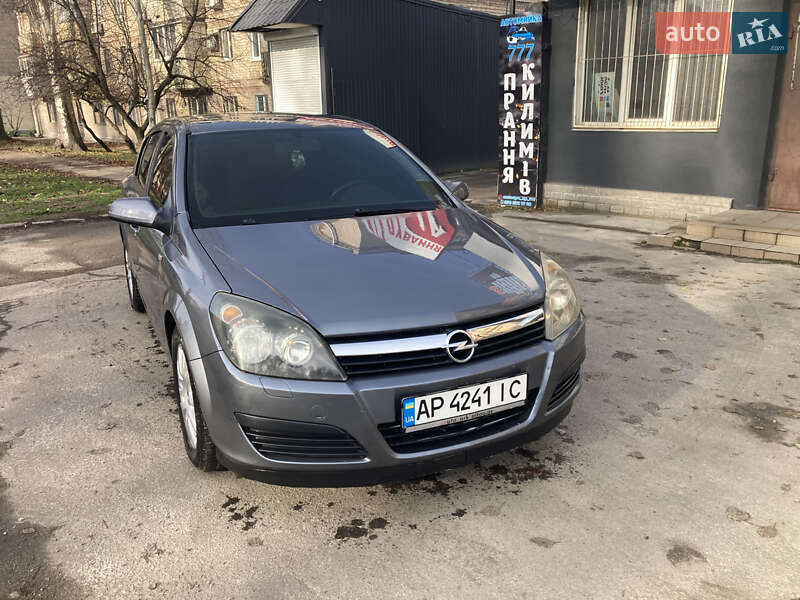 Хетчбек Opel Astra 2006 в Запоріжжі