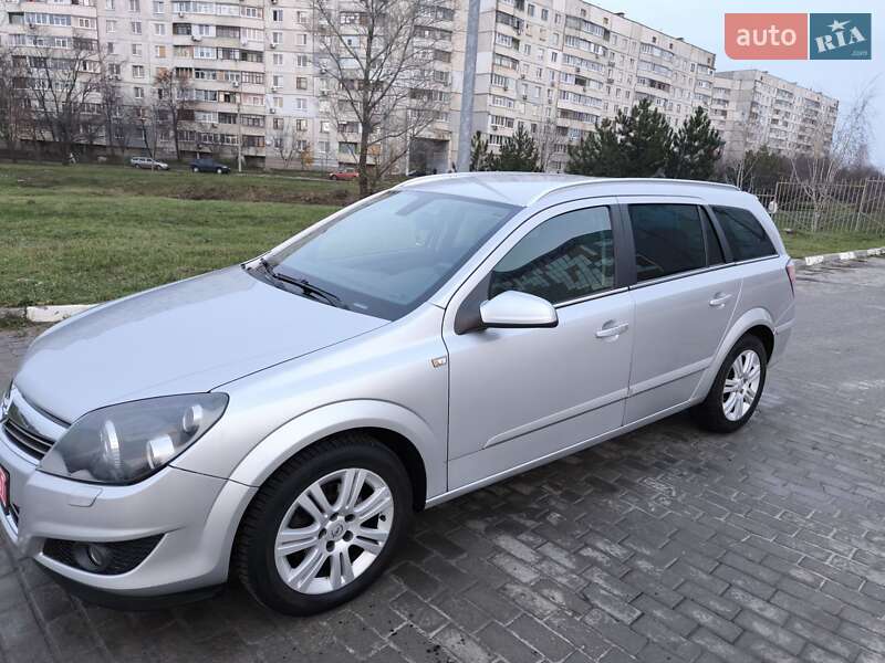 Универсал Opel Astra 2009 в Харькове