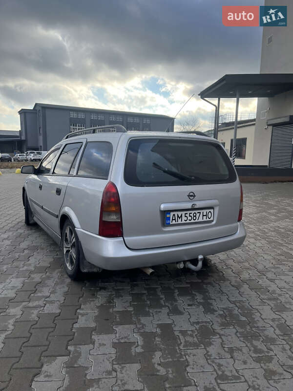 Универсал Opel Astra 2003 в Киеве