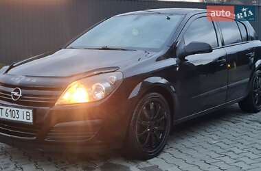 Хэтчбек Opel Astra 2004 в Коломые