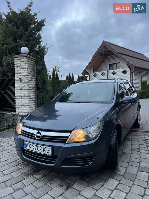 Універсал Opel Astra 2005 в Тульчині