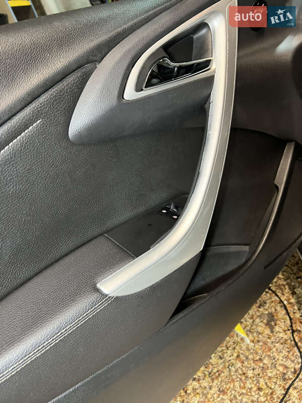 Універсал Opel Astra 2012 в Калинівці фото 28 Універсал Opel Astra 2012 в Калинівці