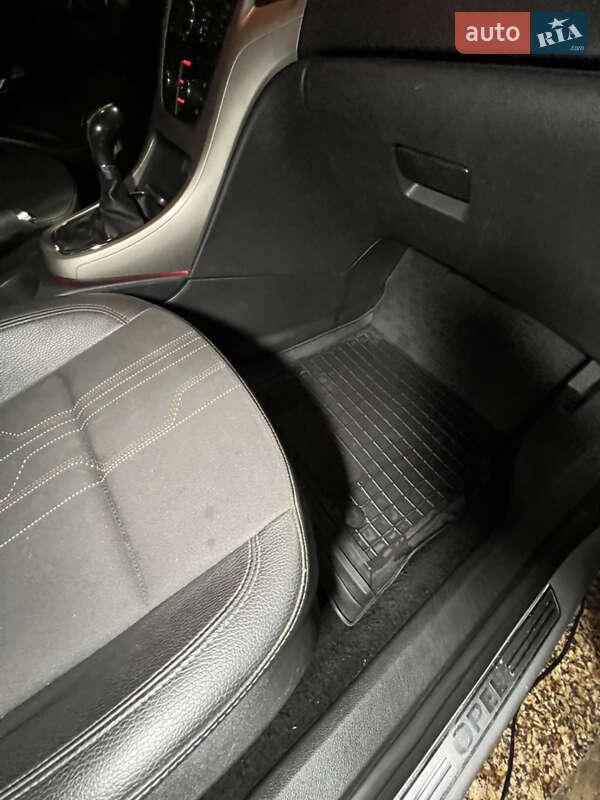 Універсал Opel Astra 2012 в Калинівці фото 43 Універсал Opel Astra 2012 в Калинівці